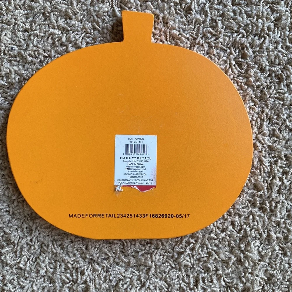 Target pumpkin sign 🎃